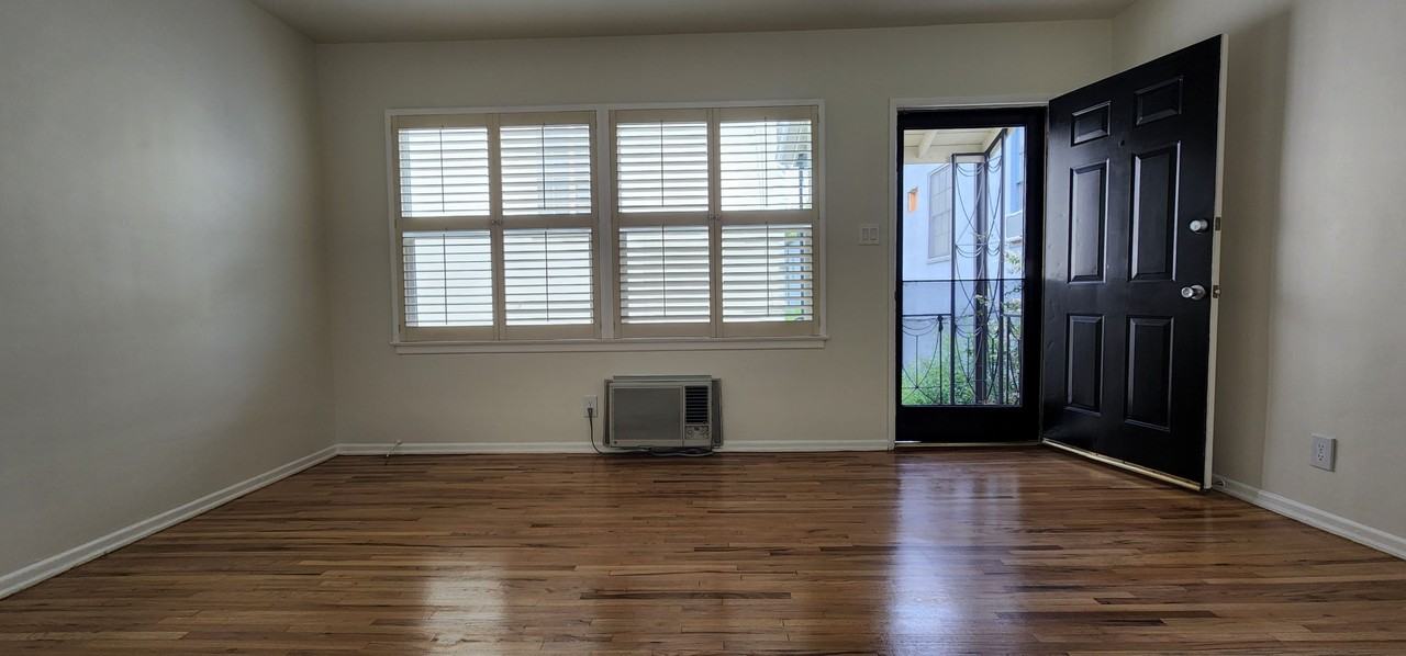 Durant Apartments - Photo 2 of 29