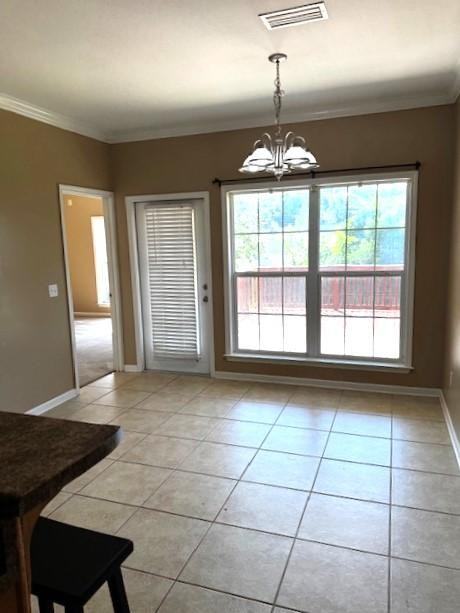 124 Whitney Ave - Photo 4 of 24