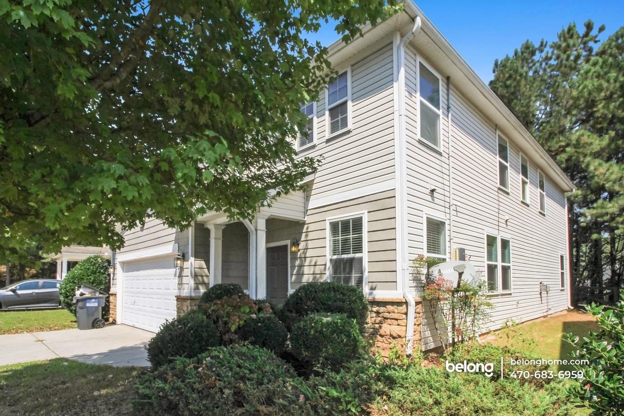 2784 Jordan Ln - Photo 2 of 22