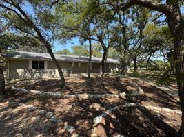 featured image of 1880 Royal St