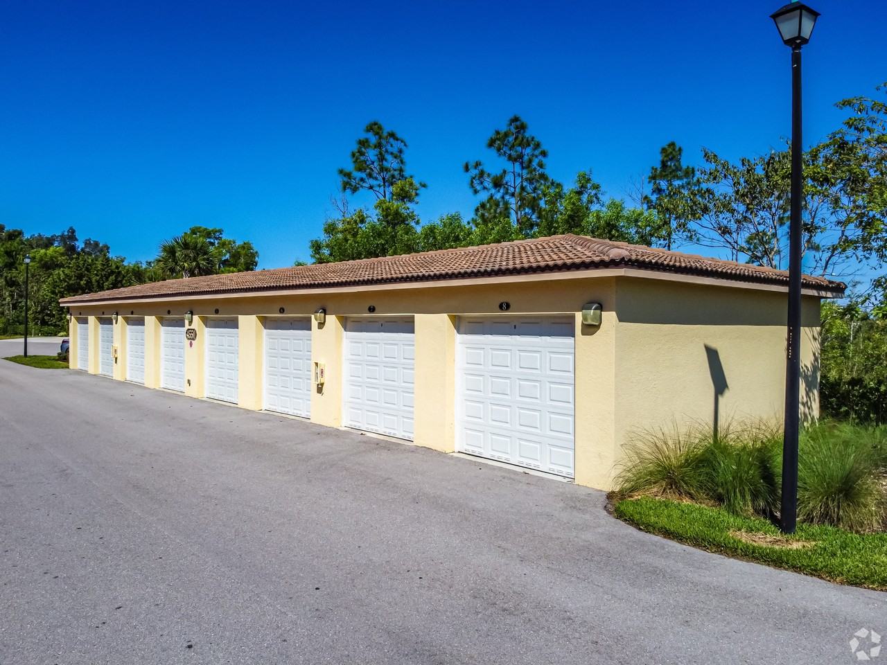 Colonial Commons - Photo 2 of 22