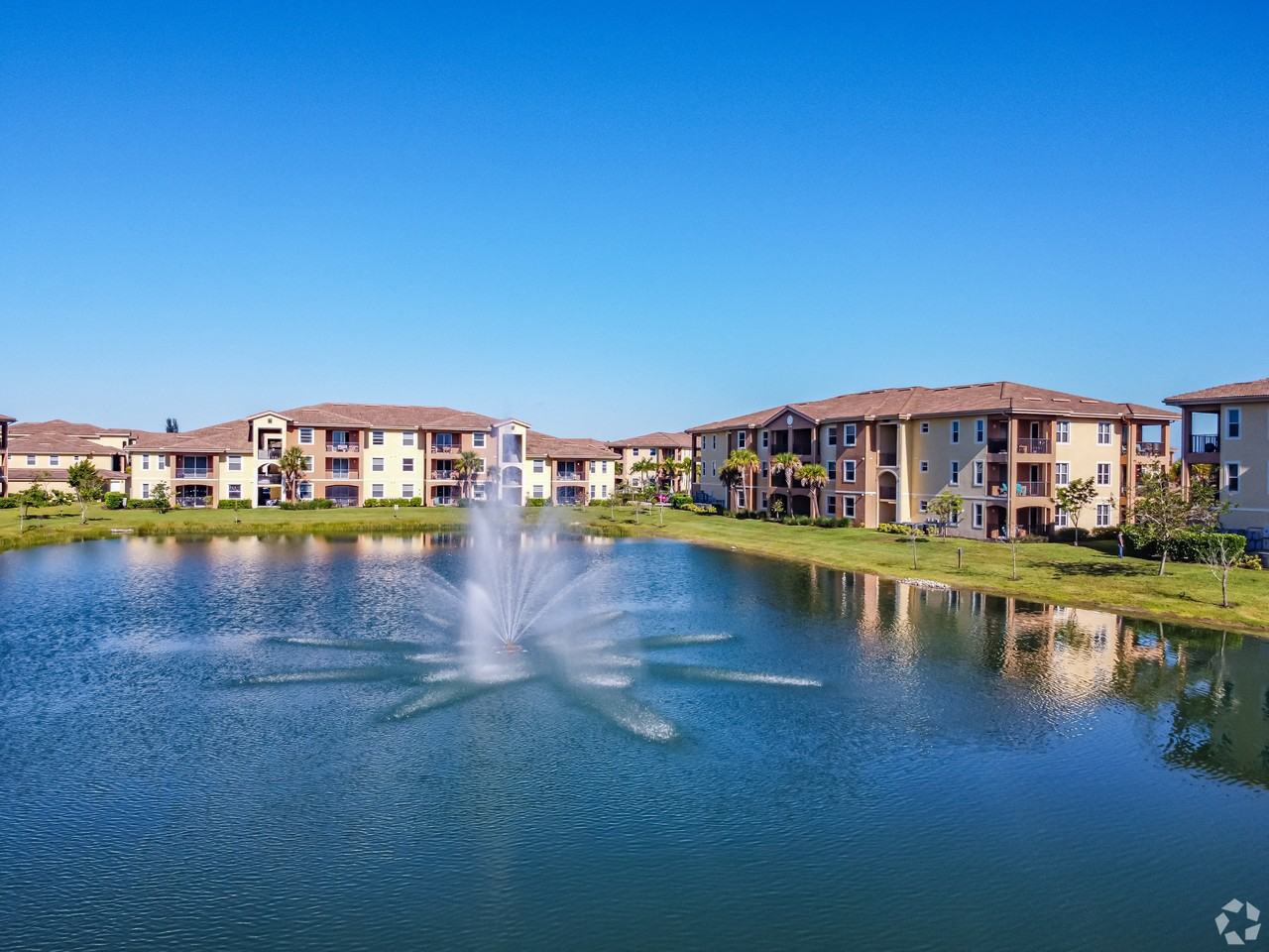 Colonial Commons - Photo 4 of 22