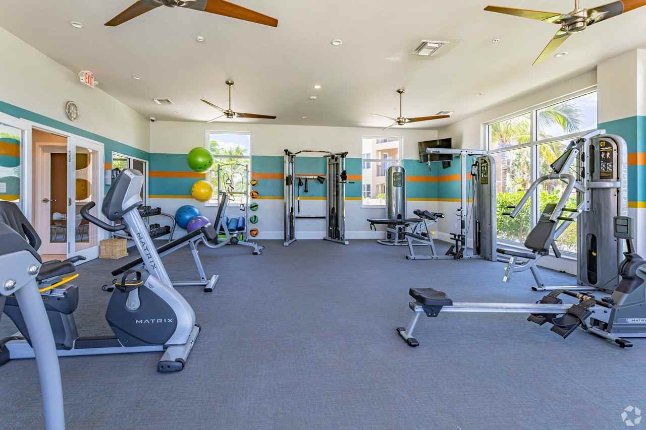 Colonial Commons - Photo 6 of 26