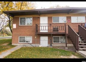 1601 W Ivy Cir - Photo 1 of 1