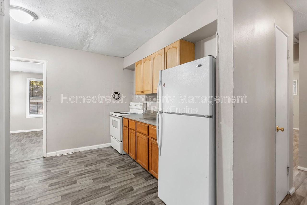 10224 Lord Dr - Photo 2 of 31