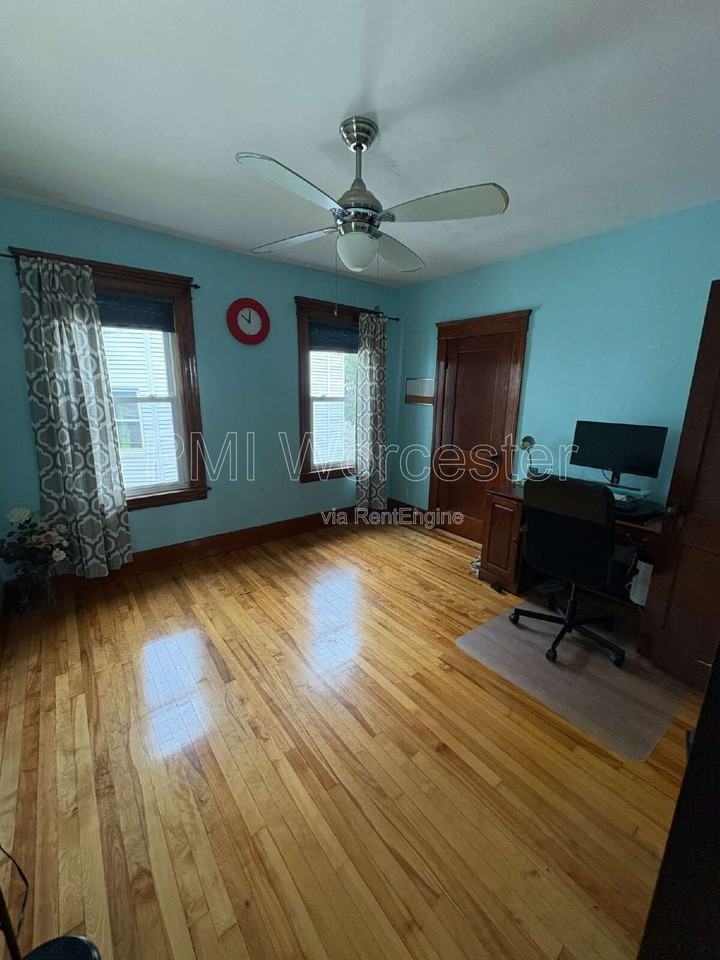 11 Olga Ave - Photo 7 of 18