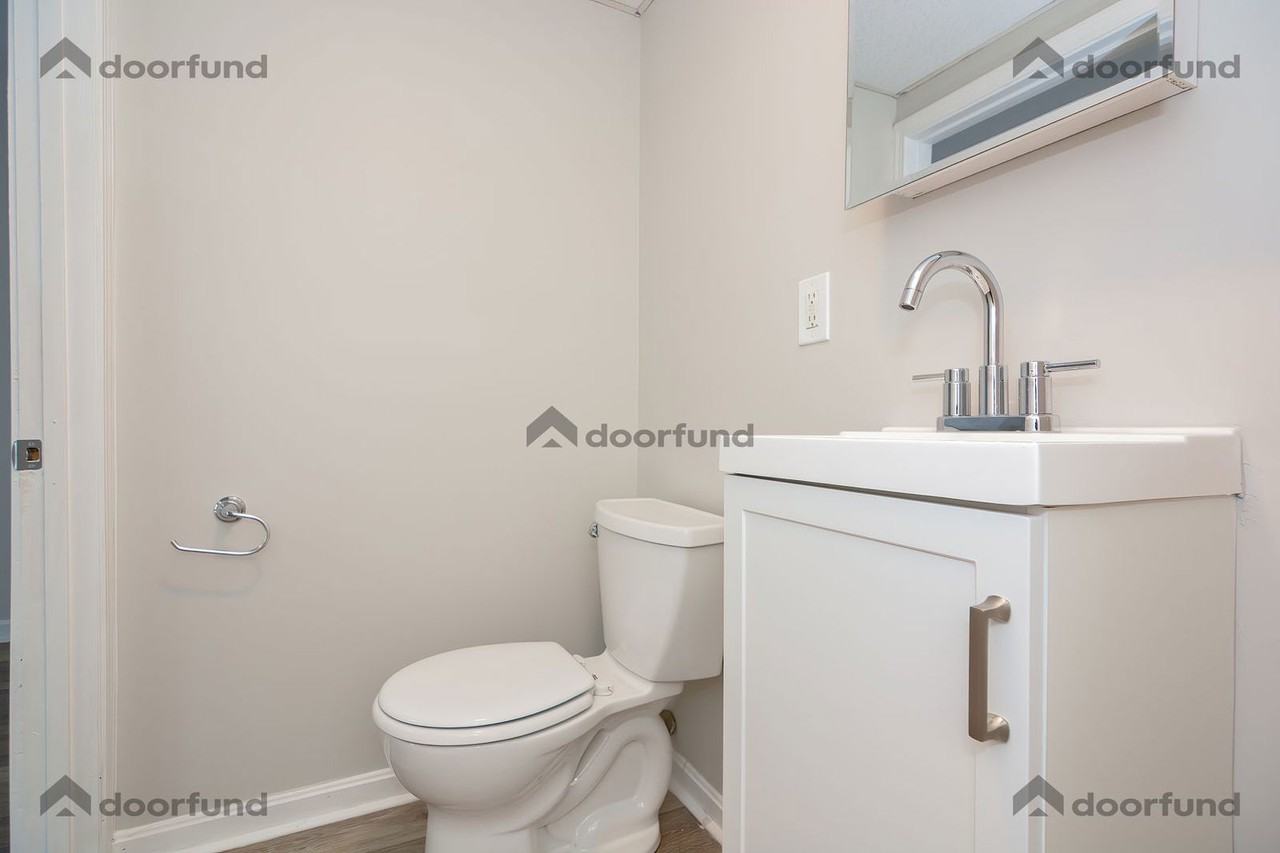 11 Main St #6 - Photo 4 of 10