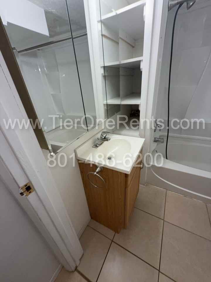 804 E 10600 S Unit B #B - Photo 7 of 18