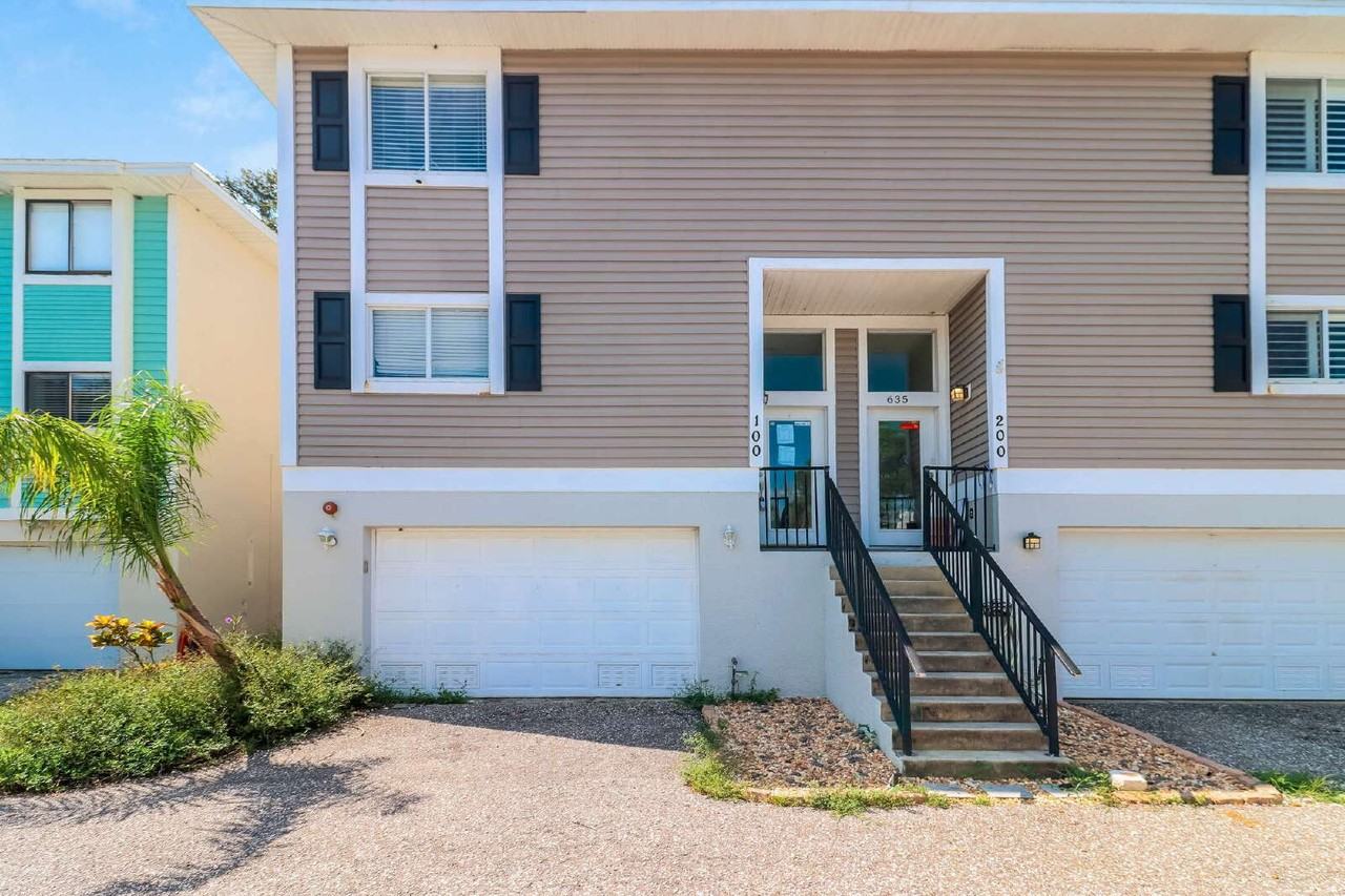 635 Michigan Boulevard - Photo 2 of 19