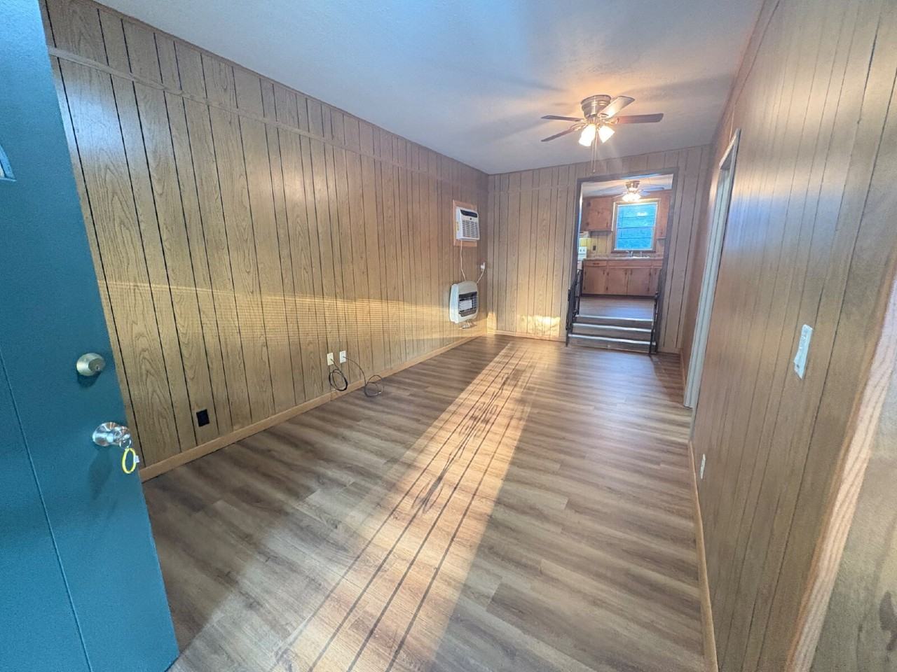 103 Fulton St - Photo 4 of 8