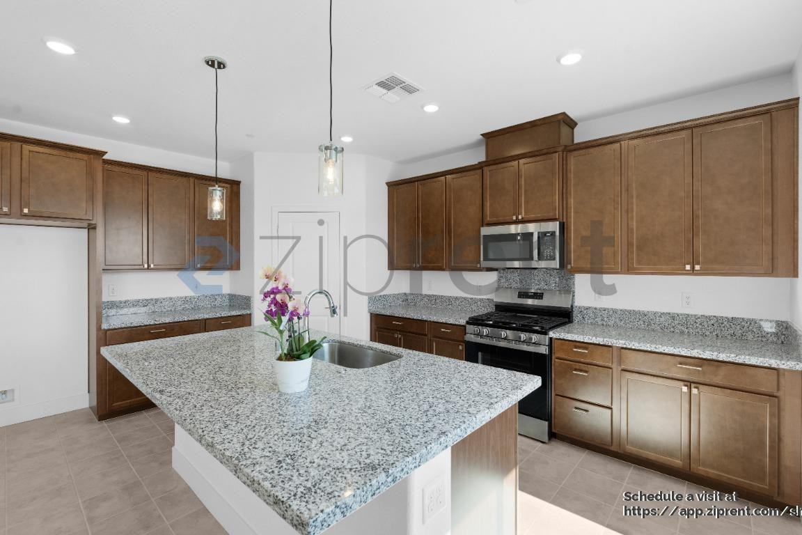 8088 Monterey Pebble Way - Photo 5 of 24