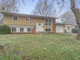 featured image of 1203 Princeton Dr