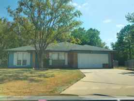 4912 Shady Oak Ln - Photo 1 of 1