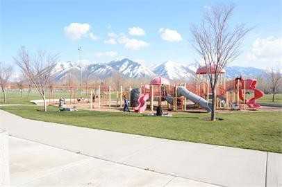 1243 Westsouth - Photo 4 of 50