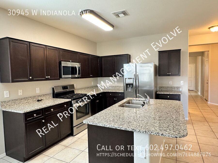 30945 West Indianola Avenue - Photo 4 of 36