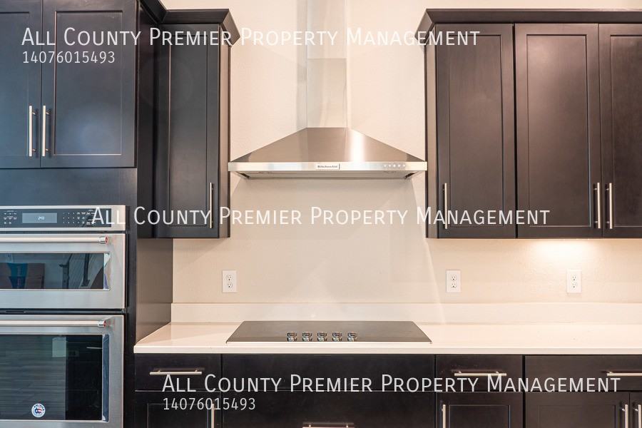 2071 White Feather Loop - Photo 3 of 21