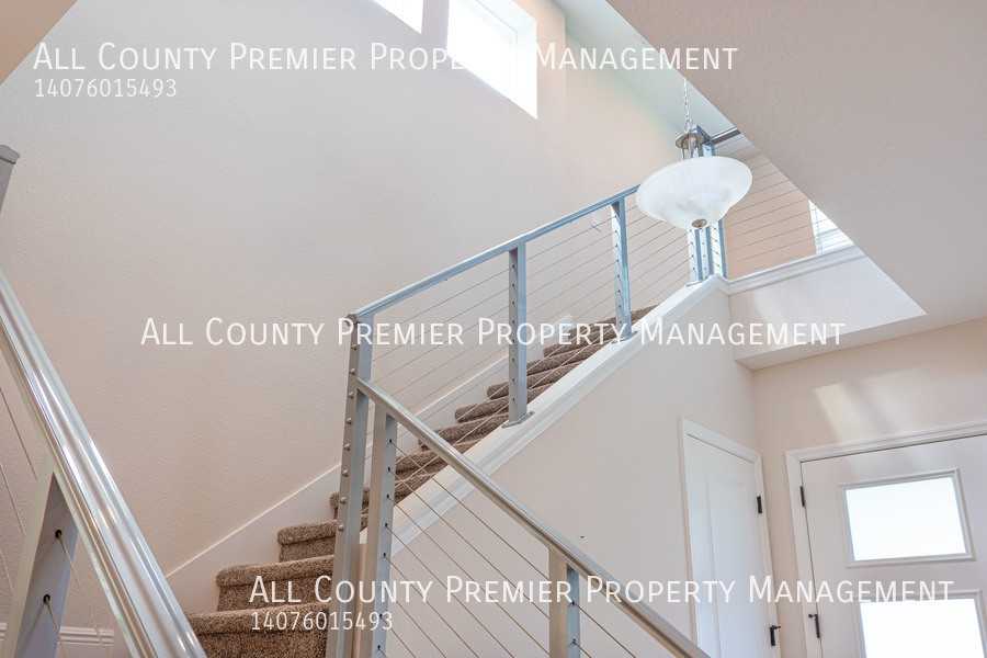 2071 White Feather Loop - Photo 7 of 21