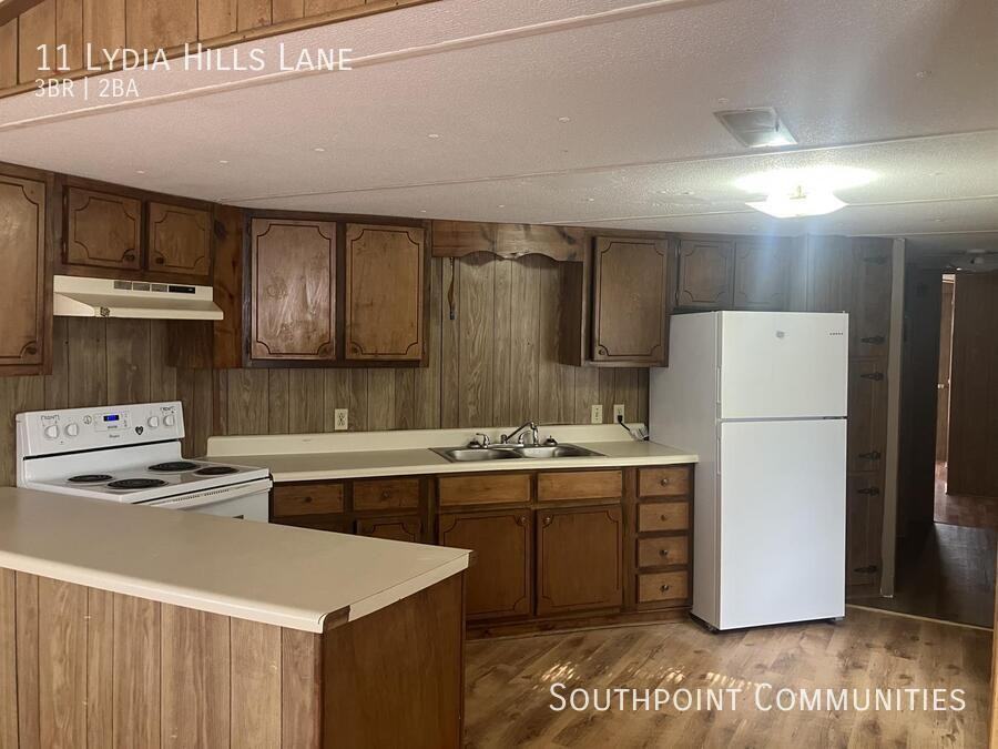 11 Lydia Hills Ln - Photo 2 of 10