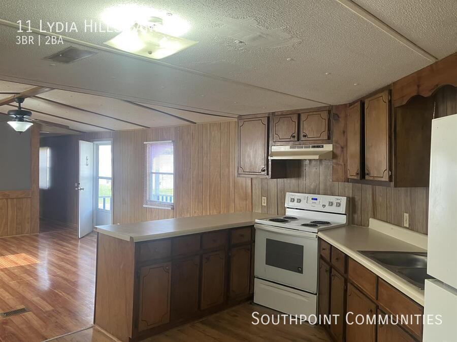11 Lydia Hills Ln - Photo 3 of 10