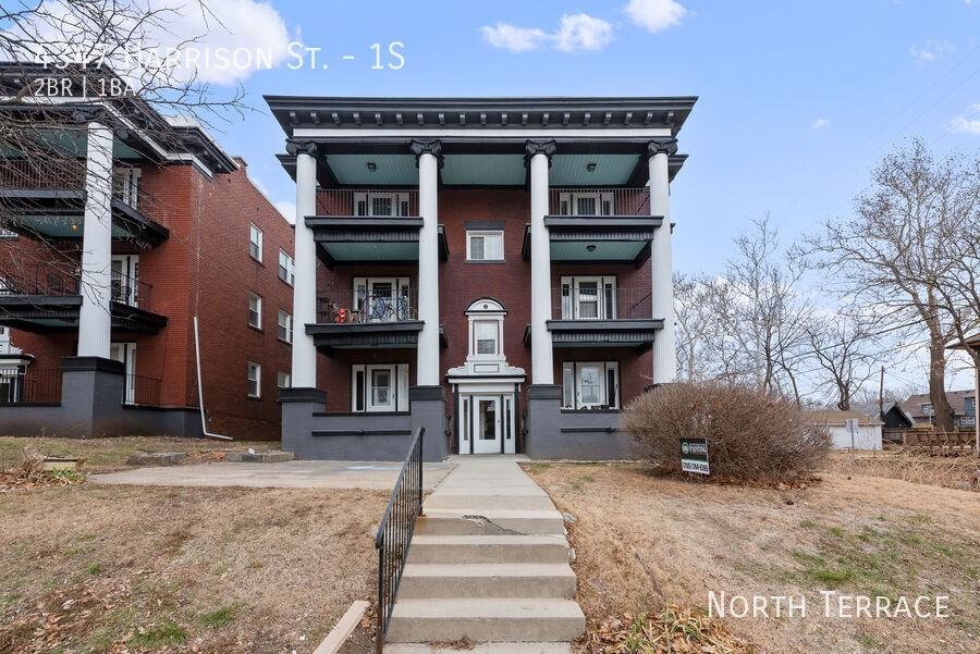 4347 Harrison Street #1S