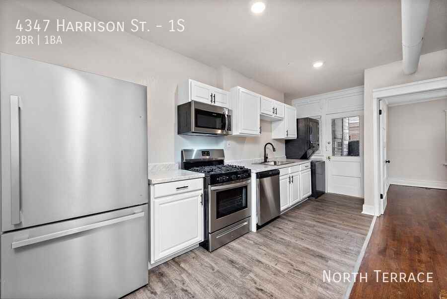 4347 Harrison St #1S - Photo 5 of 19