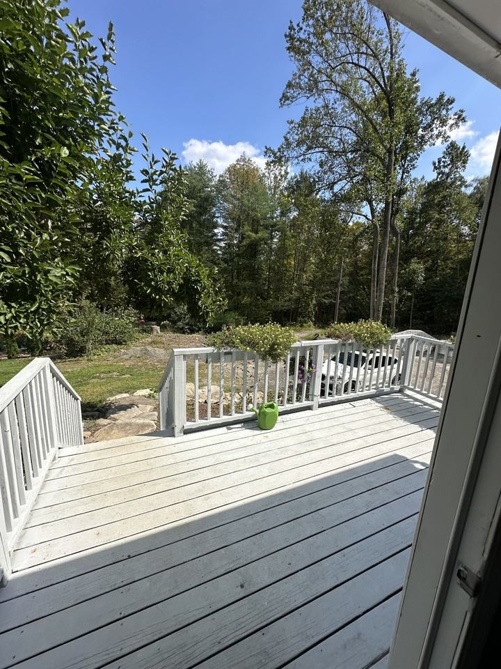 20 Eastview Dr #NA - Photo 3 of 18
