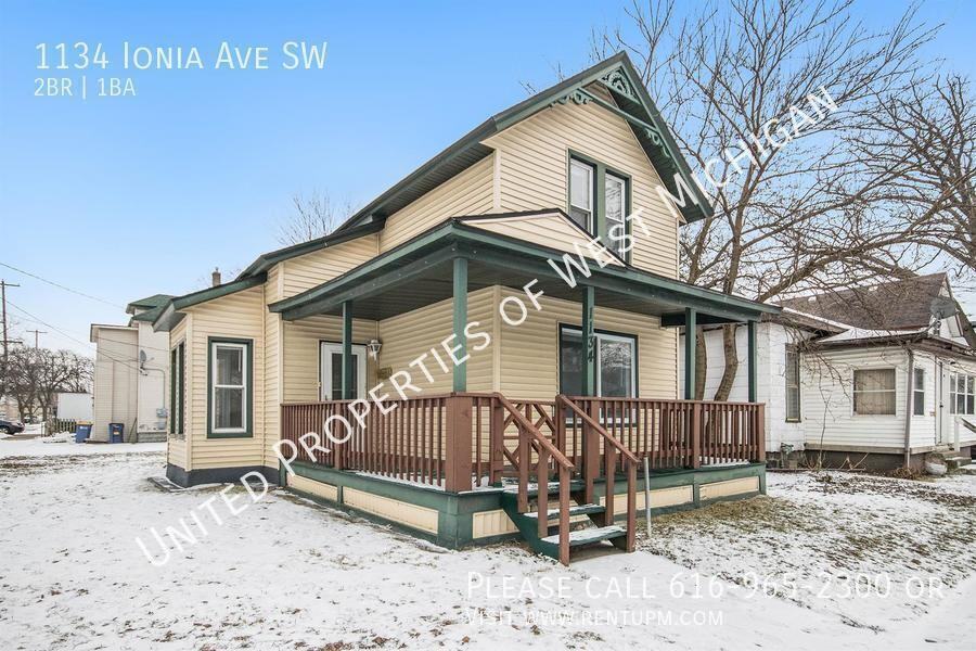 1134 Ionia Ave Sw - Photo 2 of 28