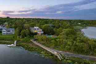134 Middle Pond Rd - Photo 1 of 1