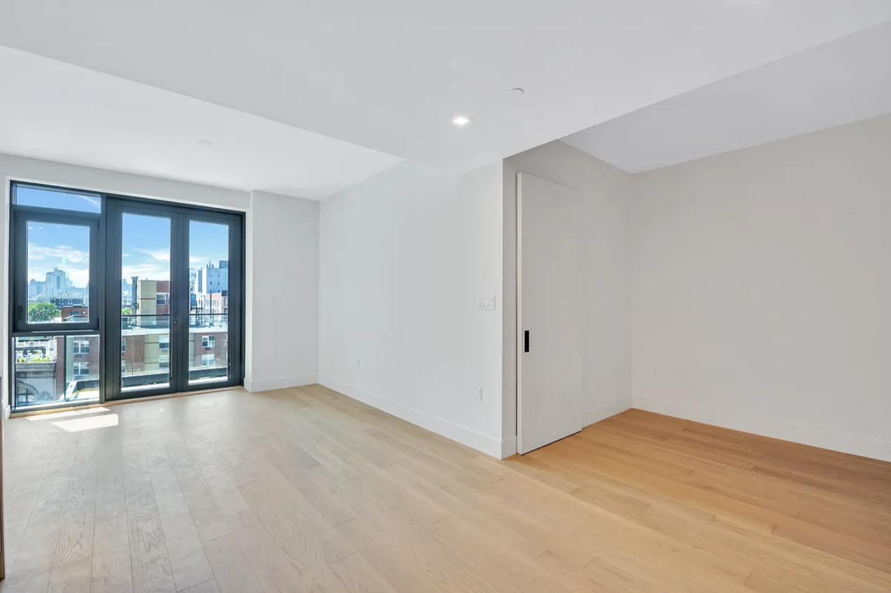 11 Hancock Pl #705 - Photo 2 of 13