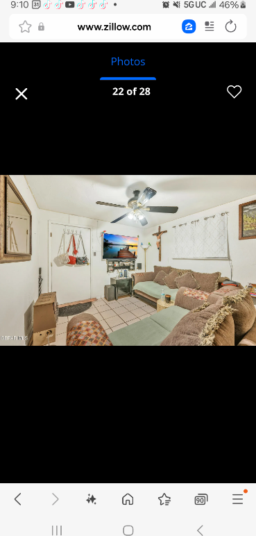 1011 S Park St - Photo 3 of 8