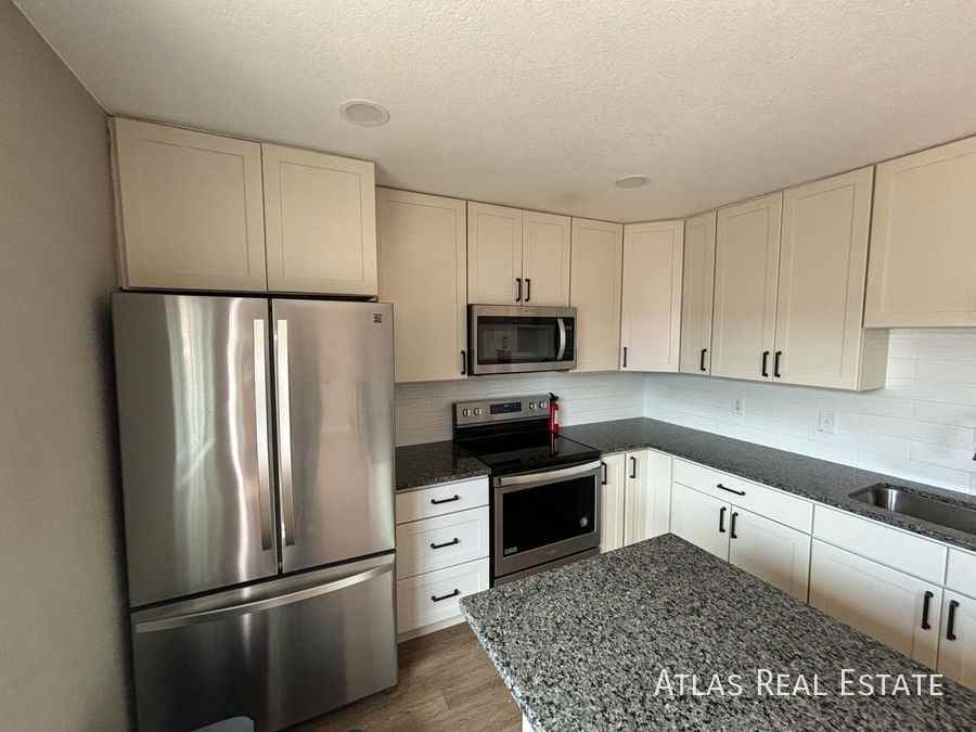 12883 W Alameda Dr - Photo 2 of 20
