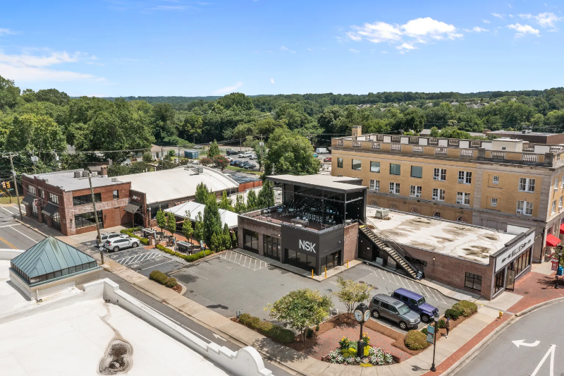 307 Church St - Photo 4 of 16