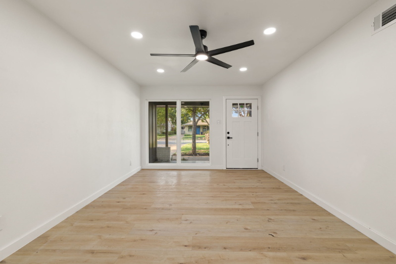 11380 Lanewood Cir ##Tx - Photo 7 of 24