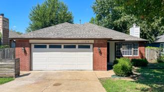 11214 S Nandina Ave - Photo 1 of 1