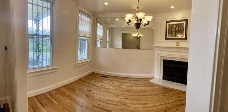 3032 Park Pl Nw - Photo 2 of 16