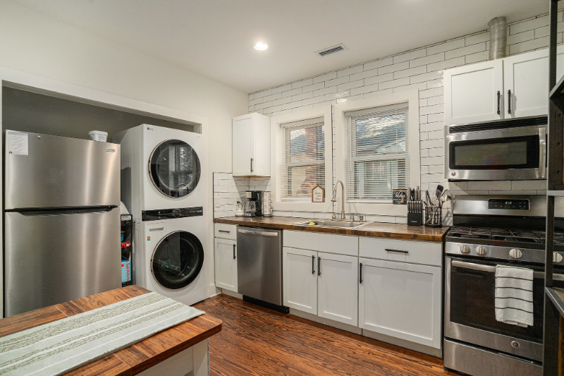 1913 Orvid St - Photo 7 of 20