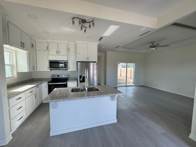 3218 Nancy St - Photo 2 of 14