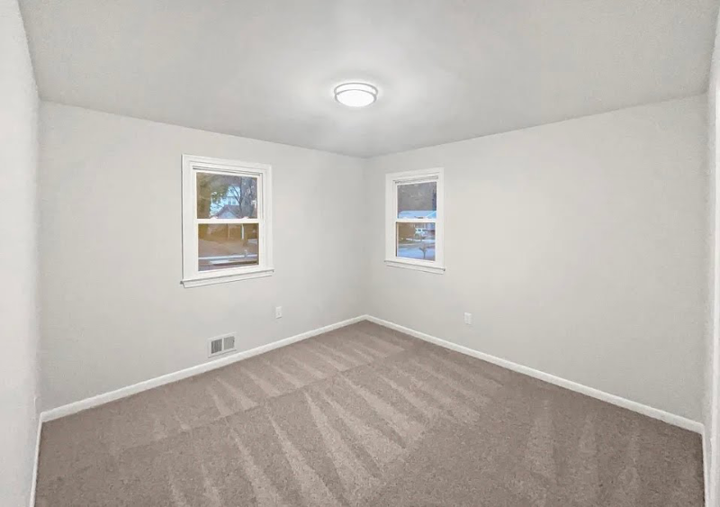 12512 Calvert Hills Dr #1 - Photo 2 of 15