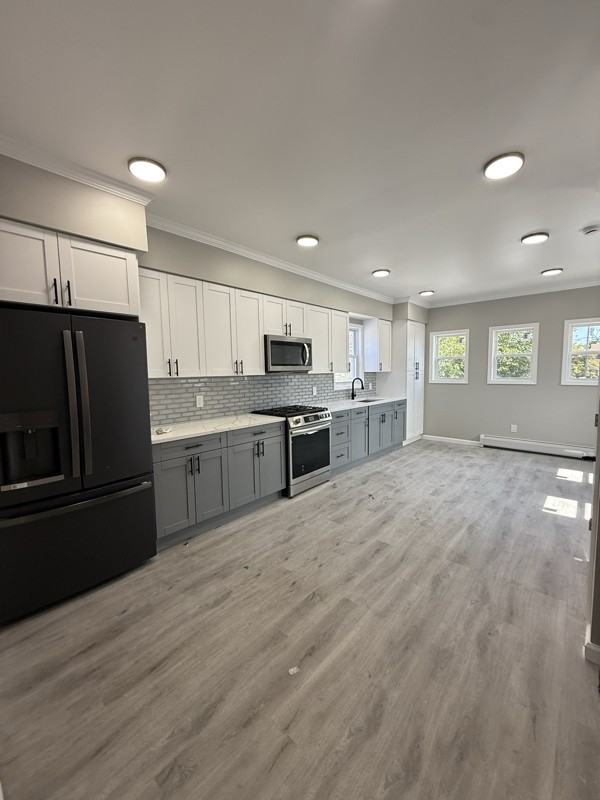 1033 East 23rd Street #3 - Photo 2 of 8