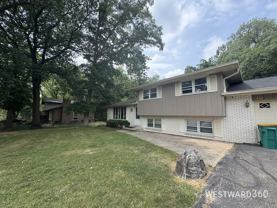 16 Longwood Dr - Photo 1 of 1