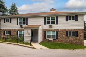 featured image of 1933 Fairview Dr #A