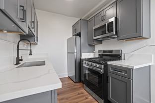 5870 Franklin Ave - Photo 1 of 1