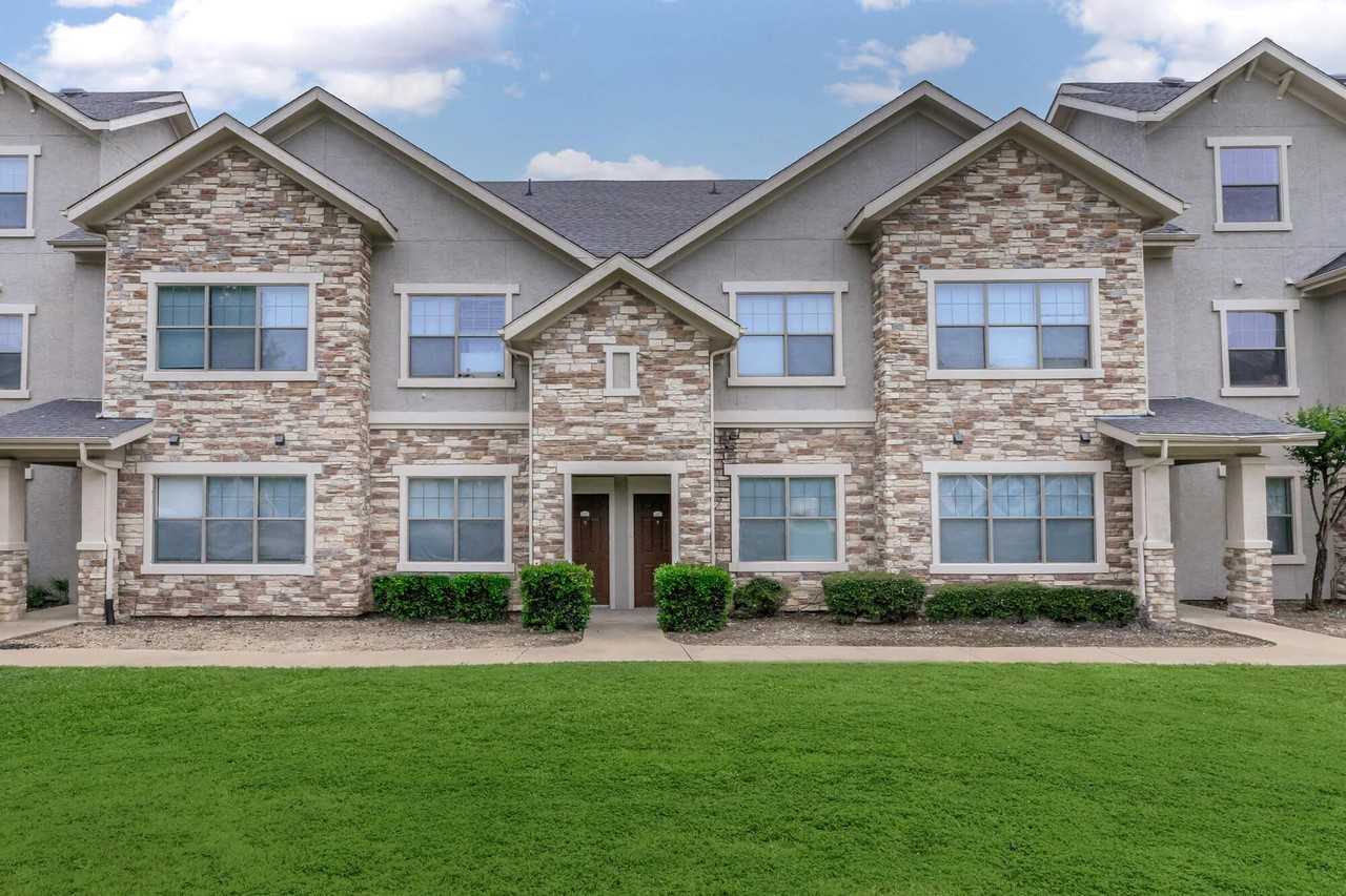 Luxar Villas - Photo 2 of 8