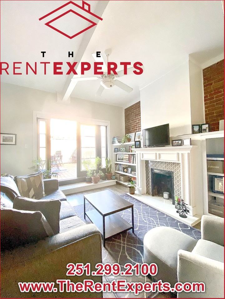 360 Dauphin Street - Photo 3 of 8