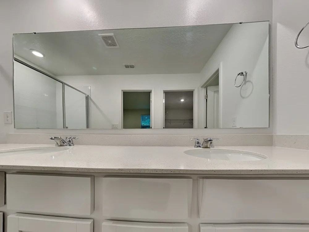 1085 Caitlin Loop - Photo 2 of 14