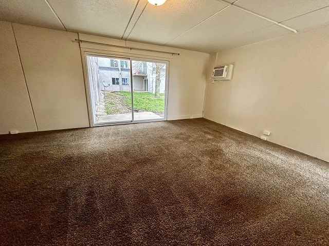 Stardust Apartments - Photo 4 of 26
