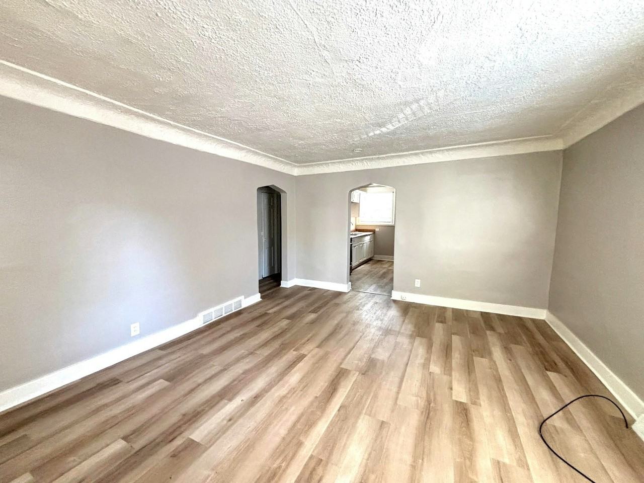 7006 Toepfer Road - Photo 3 of 11