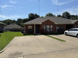 featured image of Westview Ln