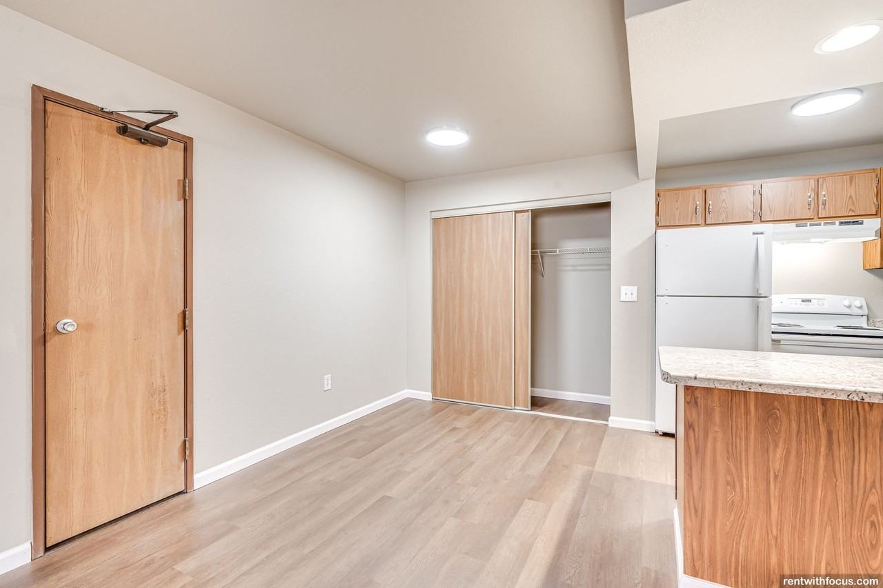 Stonecreek Apartments - Photo 2 of 16