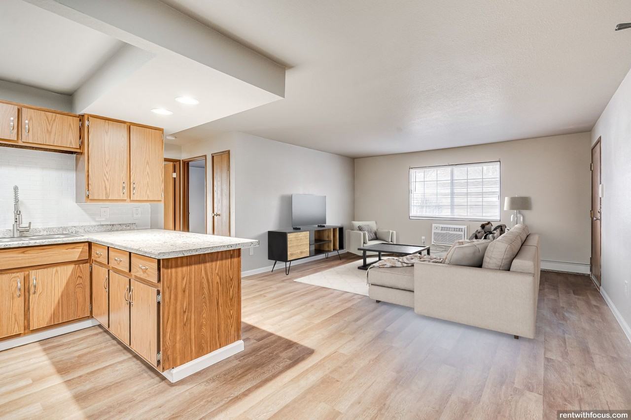 Stonecreek Apartments - Photo 4 of 16